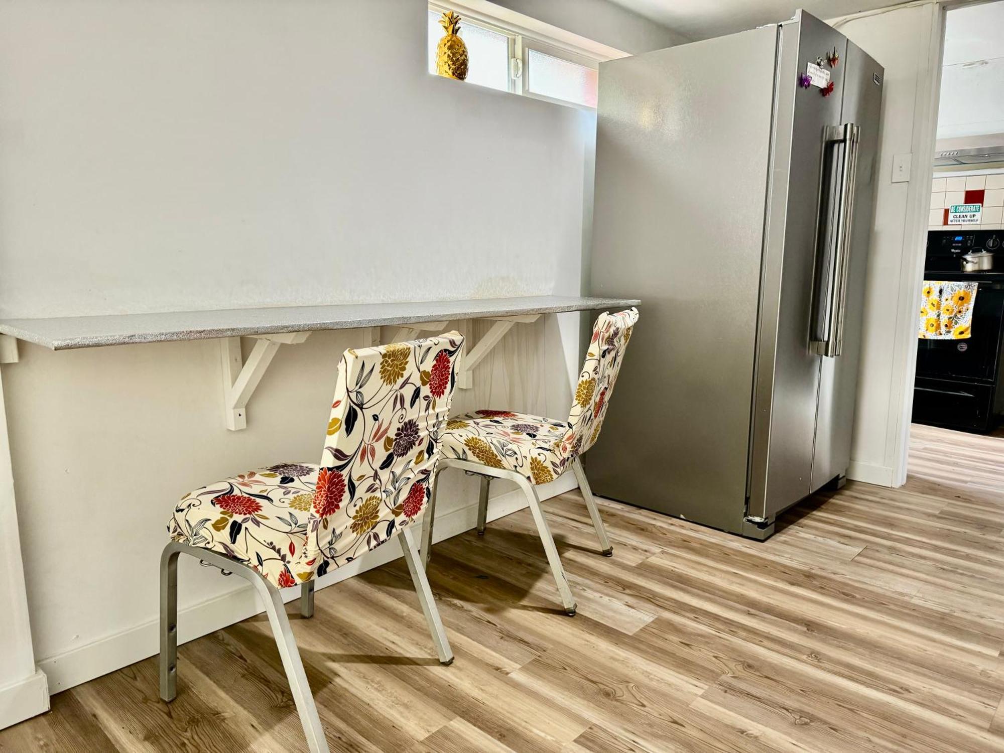 Private Room Tiny With Shared Bathroom Near Seatac Airport And Downtown Seattle Exterior photo